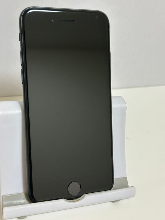 ��SIM�ե꡼ iPhoneSE ��3���� 64GB �ߥåɥʥ���