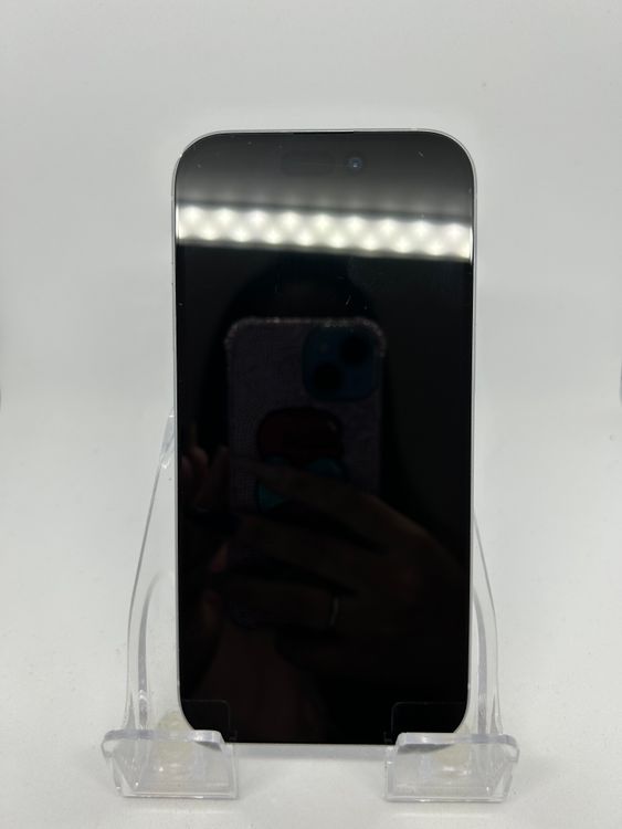 ���ϥԥͥ��ͥå� SIM�ե꡼ iPhone15  256GB �֥롼 �Хåƥ꡼85%