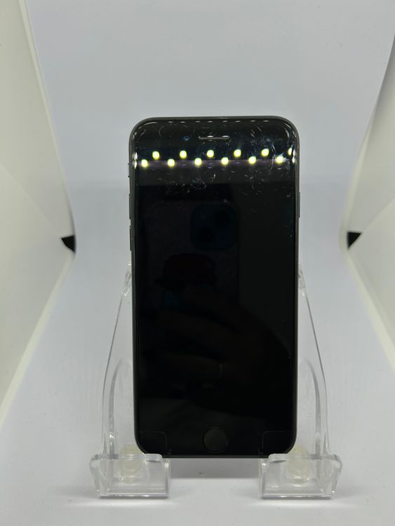 ��SIM�ե꡼ iPhoneSE��3����  128GB �ߥåɥʥ��� �Хåƥ꡼84%