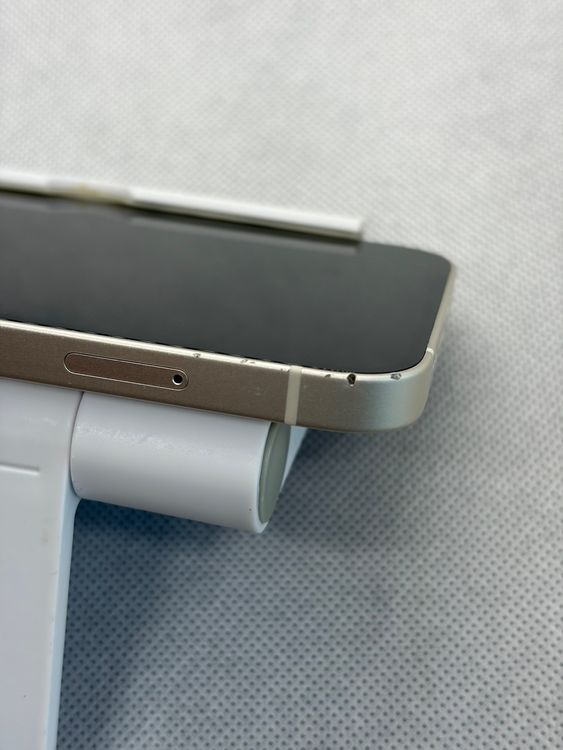 ���Хåƥ꡼83% SIM�ե꡼ iPhone14 128GB �������饤��