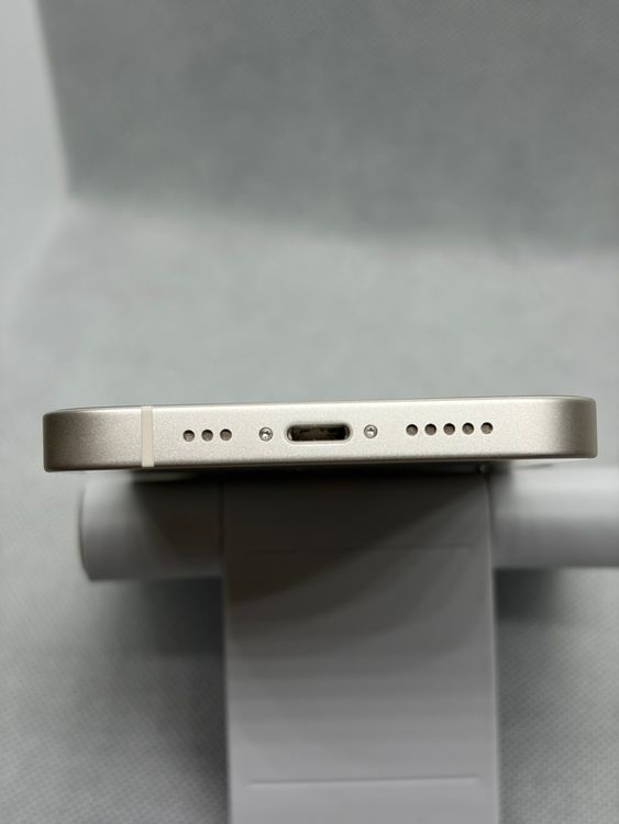 ������Ʊ�� SIM�ե꡼ iPhone14 128GB �������饤�� �Хåƥ꡼85%