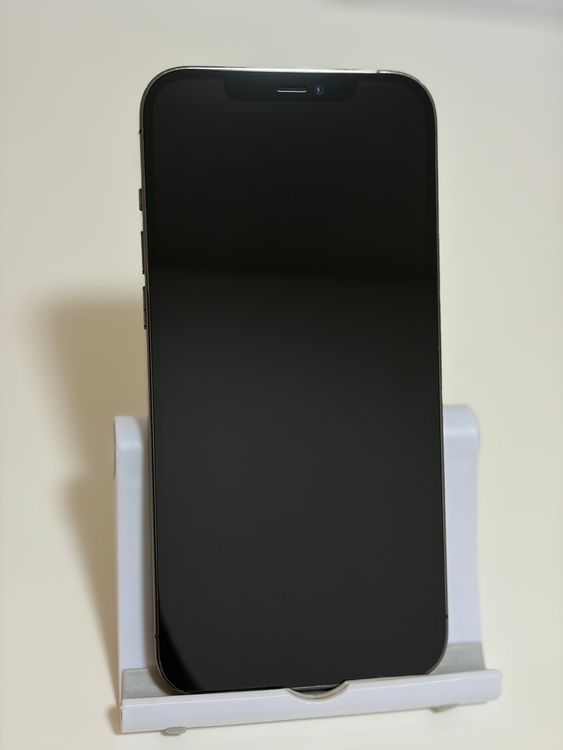 ���Хåƥ꡼80% SIM�ե꡼ iPhone12ProMax 256GB ����ե�����