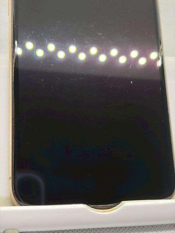 ���Хåƥ꡼94% SIM�ե꡼ iPhone11Pro 256GB �������