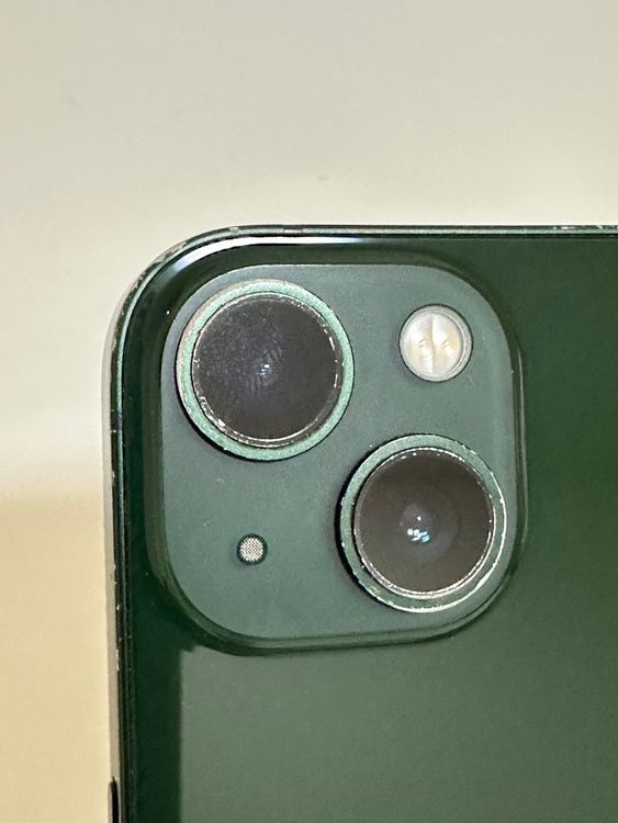 ���Хåƥ꡼82% SIM�ե꡼ iPhone13 128GB ���꡼��