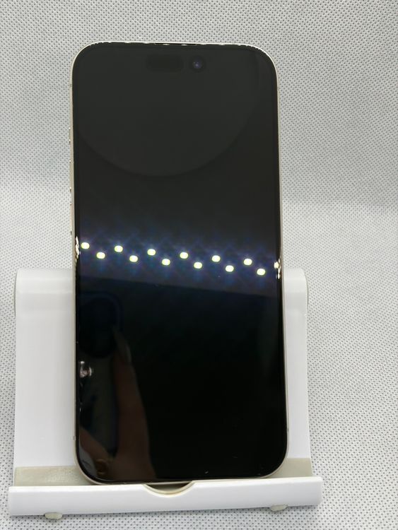 ��Ķ���� SIM�ե꡼ iPhone15Pro 512GB �ʥ���������˥���