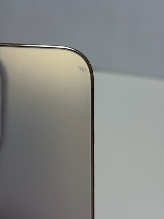 ���Хåƥ꡼80% SIM�ե꡼ iPhone13Pro 256GB �������