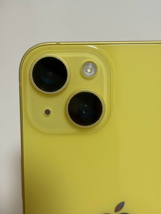 ���Хåƥ꡼83% SIM�ե꡼ iPhone14 128GB ��������