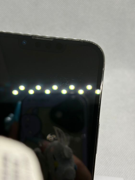 ���Хåƥ꡼83% SIM�ե꡼ iPhone13Pro 128GB ����ե�����