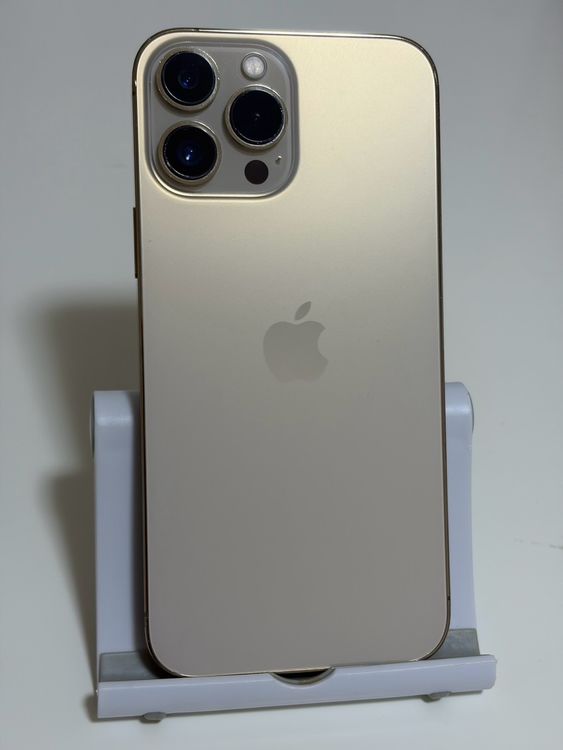 ���Хåƥ꡼81% SIM�ե꡼ iPhone13ProMax 256GB �������
