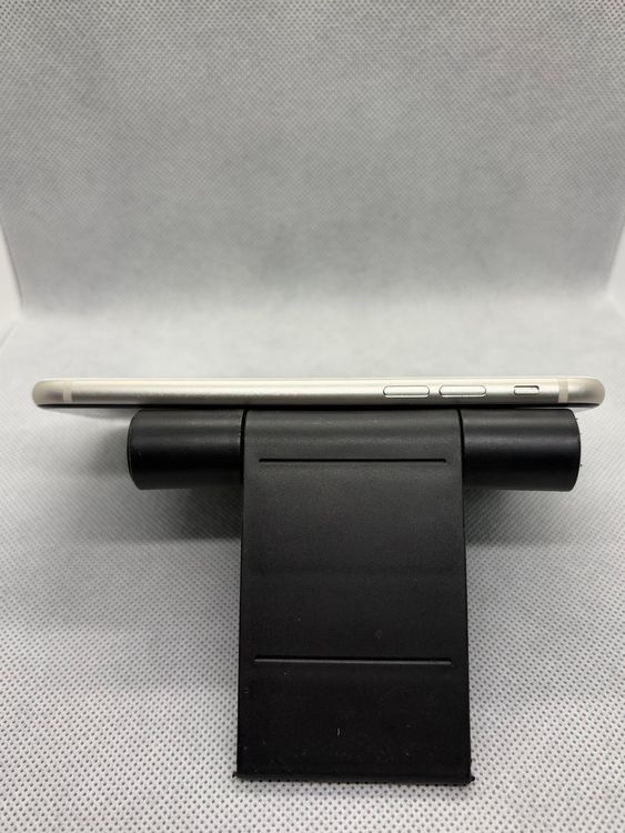 ���ϥԥͥ��ͥå� SIM�ե꡼ iPhoneSE ��3���� 64GB �������饤��