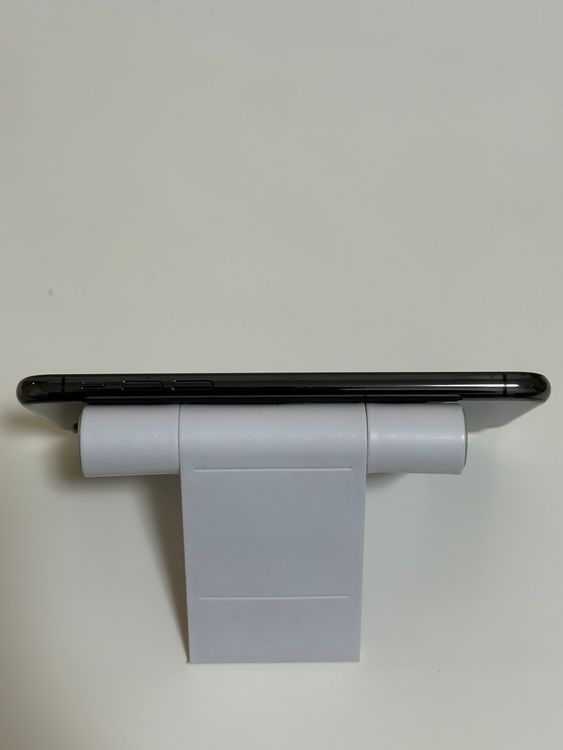 ���Хåƥ꡼85% SIM�ե꡼ iPhoneXS 256GB ���ڡ������쥤