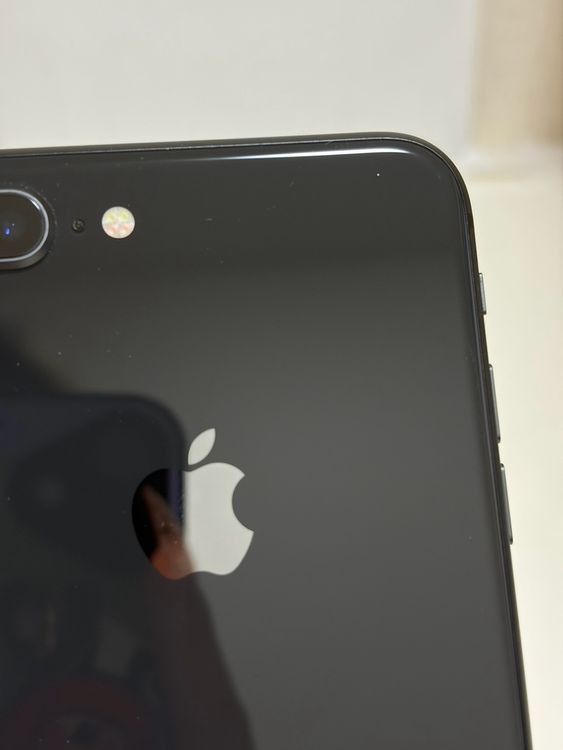 ��SIM�ե꡼ iPhone8Plus 64GB ���ڡ������쥤