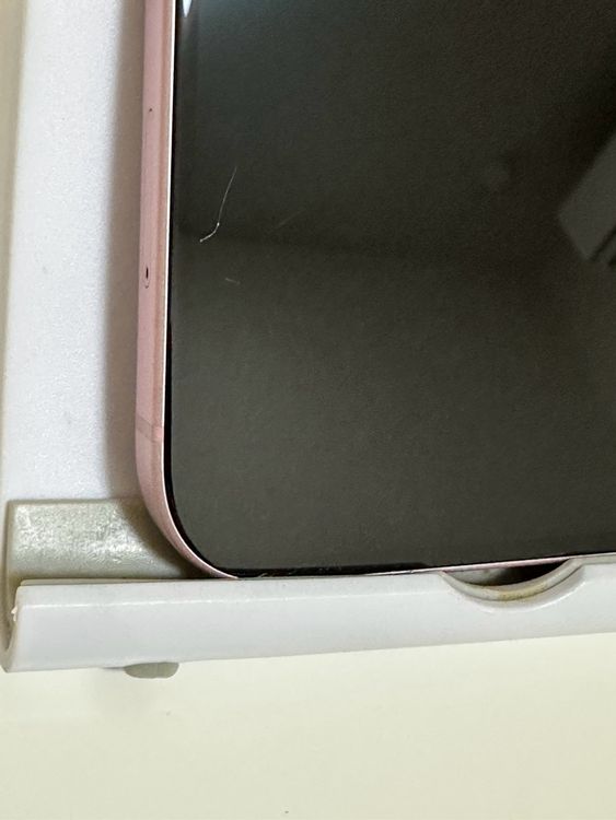 ���Хåƥ꡼86% SIM�ե꡼ iPhone15 128GB �ԥ�
