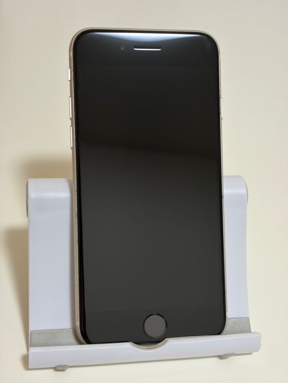 ���Хåƥ꡼80% Ķ���� SIM�ե꡼ iPhoneSE ��3���� 128GB �������饤��