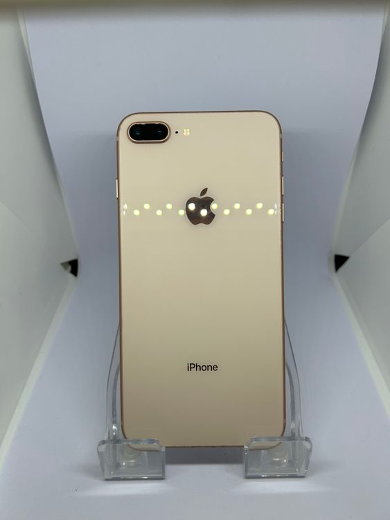 ��SIM�ե꡼ iPhone8Plus  64GB ������� �Хåƥ꡼84%