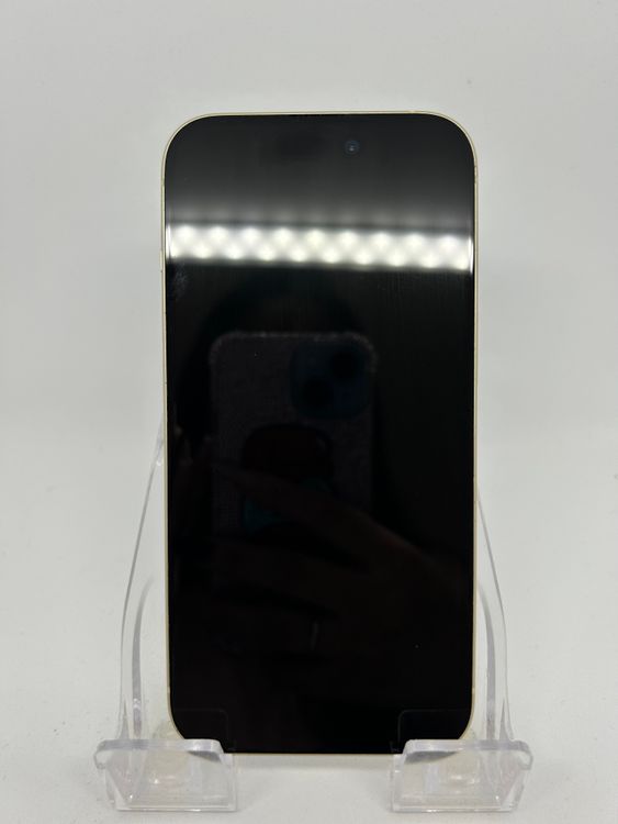 ��SIM�ե꡼ iPhone15  128GB �������� �Хåƥ꡼78%