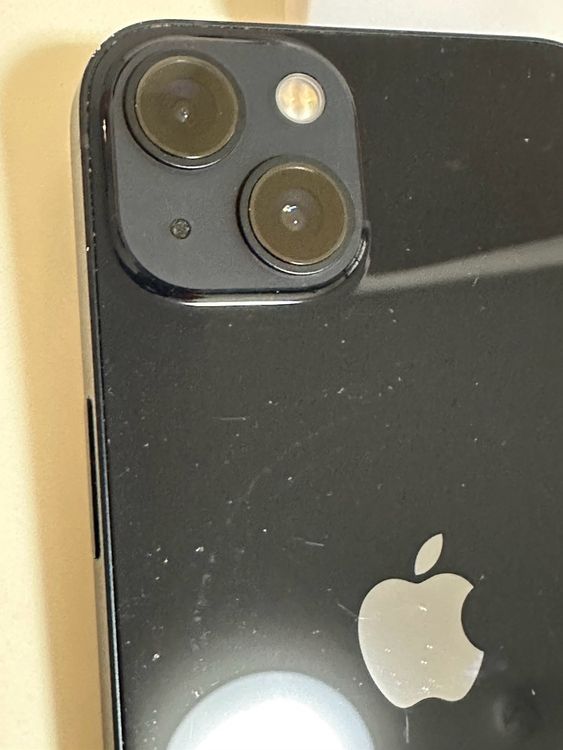���Хåƥ꡼84% SIM�ե꡼ iPhone13 128GB �ߥåɥʥ���