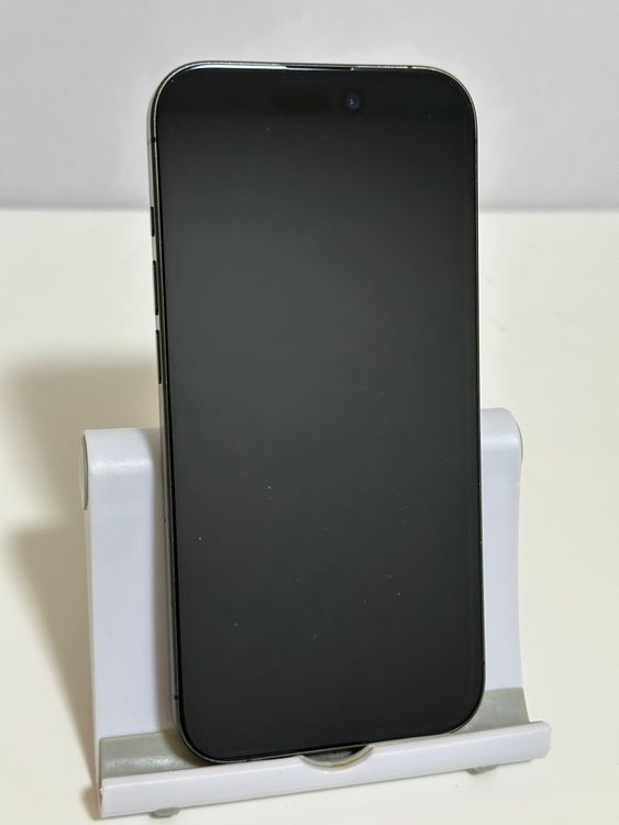 ������ �Хåƥ꡼85% SIM�ե꡼ iPhone15Pro 256GB �֥�å������˥���