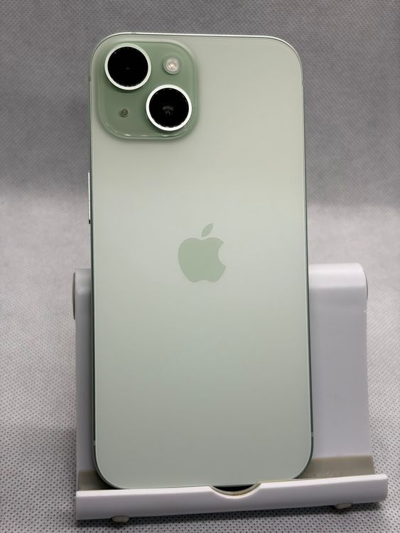 ���Хåƥ꡼100% SIM�ե꡼ iPhone15 256GB ���꡼��