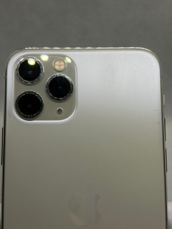 ��SIM�ե꡼ iPhone11Pro 256GB ����С�