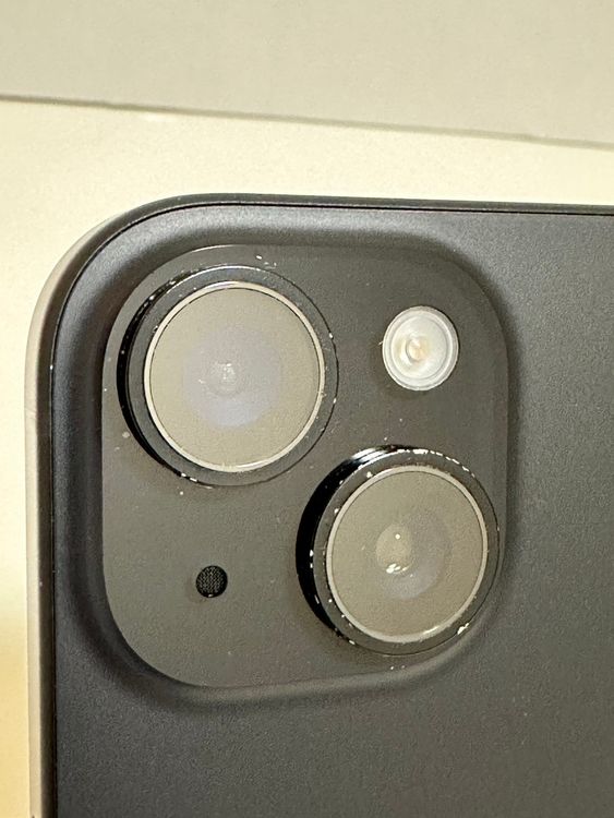 ������ �Хåƥ꡼83% SIM�ե꡼ iPhone15 128GB �֥�å�