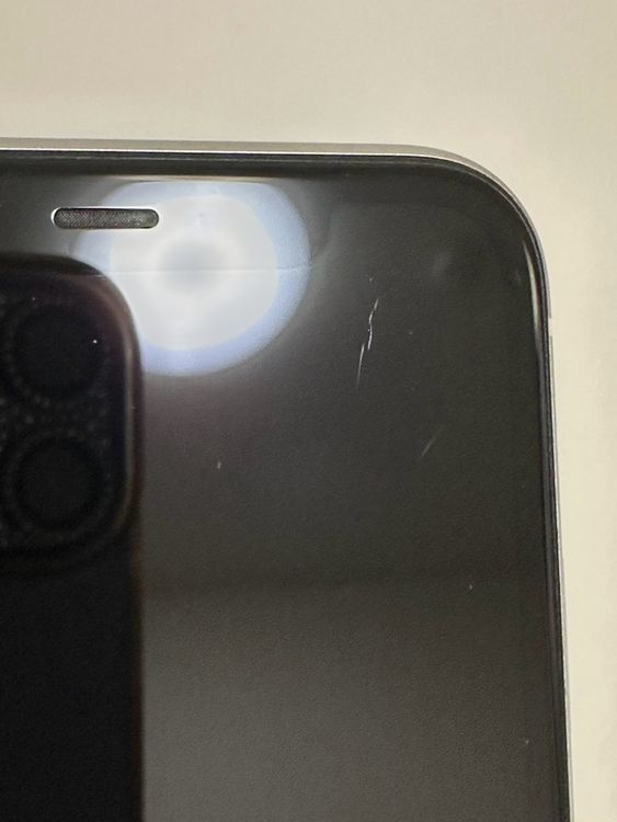 ��SIM�ե꡼ iPhone11 64GB �ۥ磻��