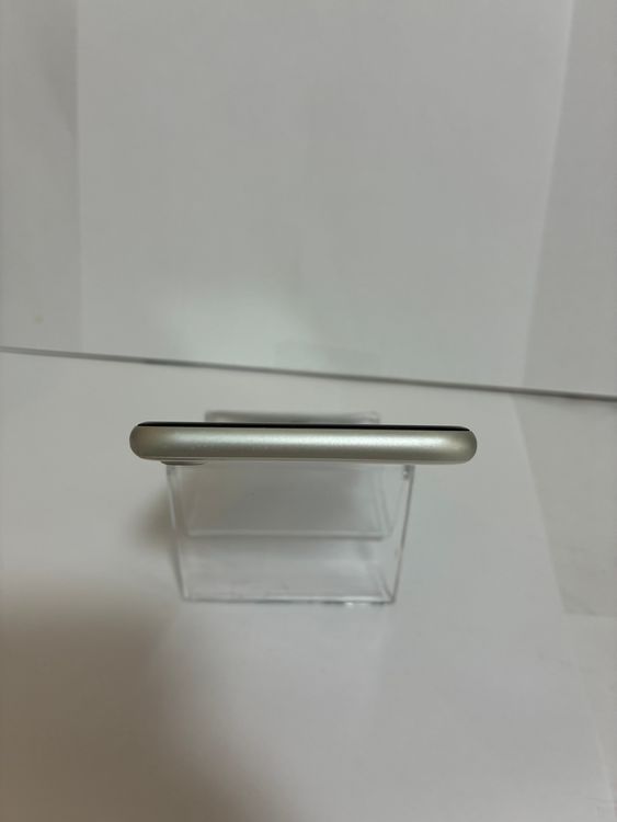 ���ϥԥͥ��ͥå�iPhoneSE�裲���� 64GB �ۥ磻��  ����̵��