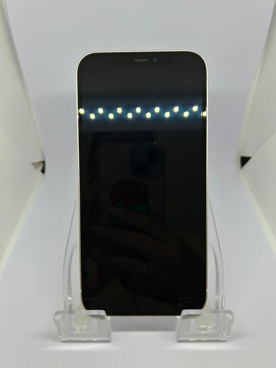 ��Ķ���� SIM�ե꡼ iPhone12  128GB �ۥ磻��