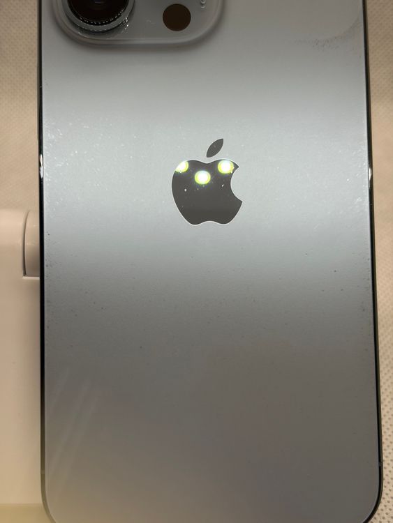 ���Хåƥ꡼82% SIM�ե꡼ iPhone13Pro 128GB ������֥롼