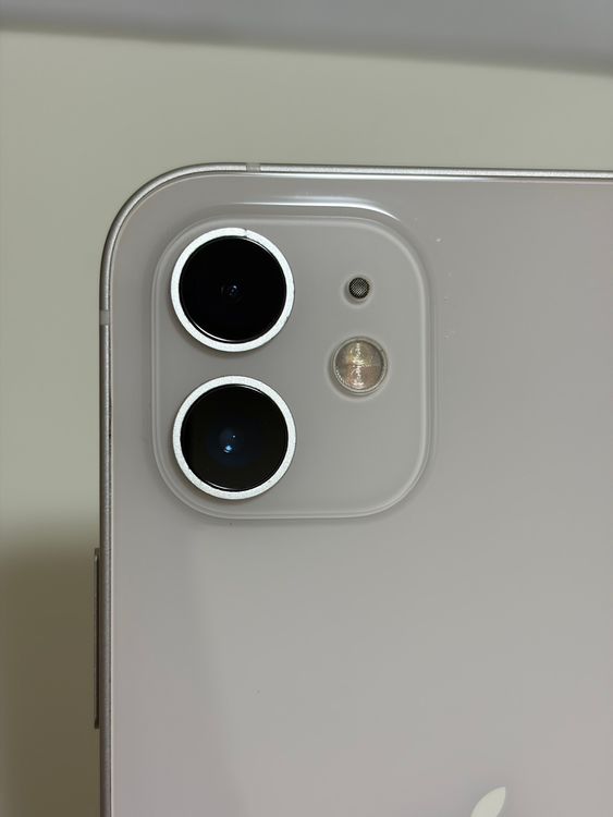 ���Хåƥ꡼84% SIM�ե꡼ iPhone12 128GB �ۥ磻��