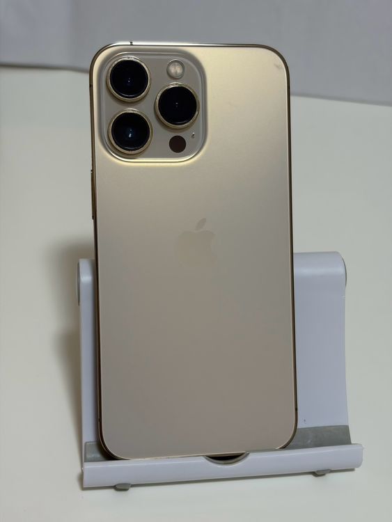 ���Хåƥ꡼80% SIM�ե꡼ iPhone13Pro 256GB �������