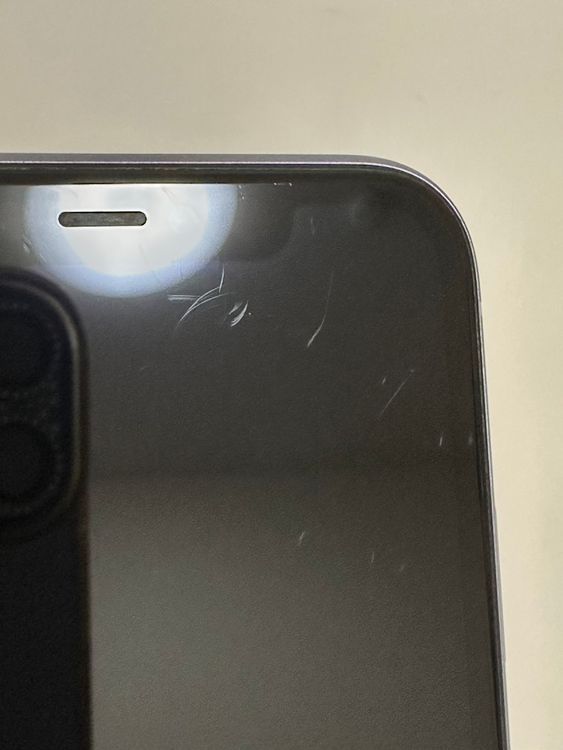 ���Хåƥ꡼81% SIM�ե꡼ iPhone11 64GB �ѡ��ץ�