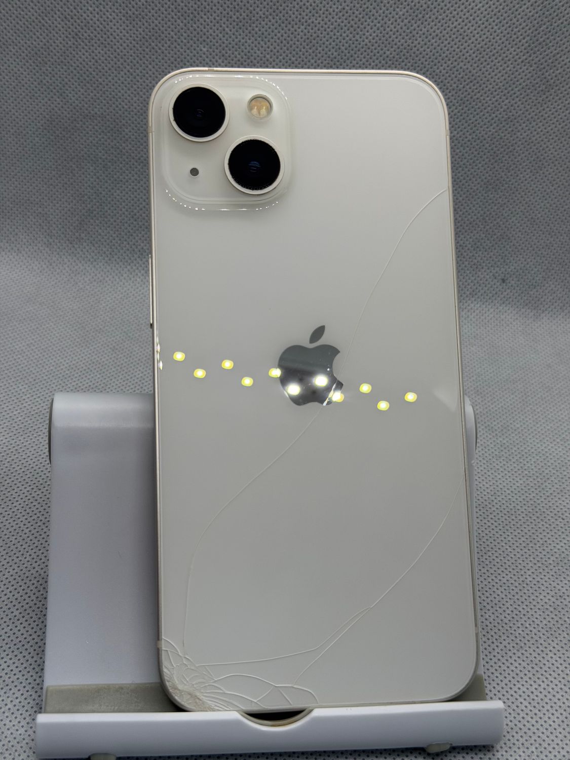 [美品]iPhone13スターライト128GBバッテリー84% ムスビー｜【バッテリー84%】iPhone 13 128GB スターライト SIMフリー