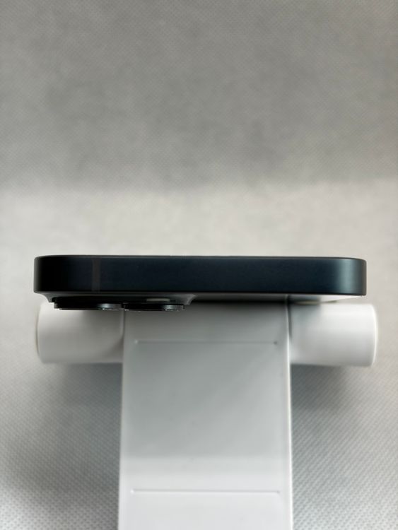 ������̤���� SIM�ե꡼ iPhone14 256GB �ߥåɥʥ���