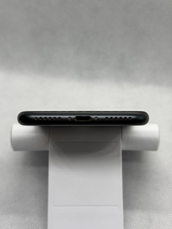 ���ϥԥͥ��ͥå� SIM�ե꡼ iPhoneSE ��2���� 64GB �֥�å�