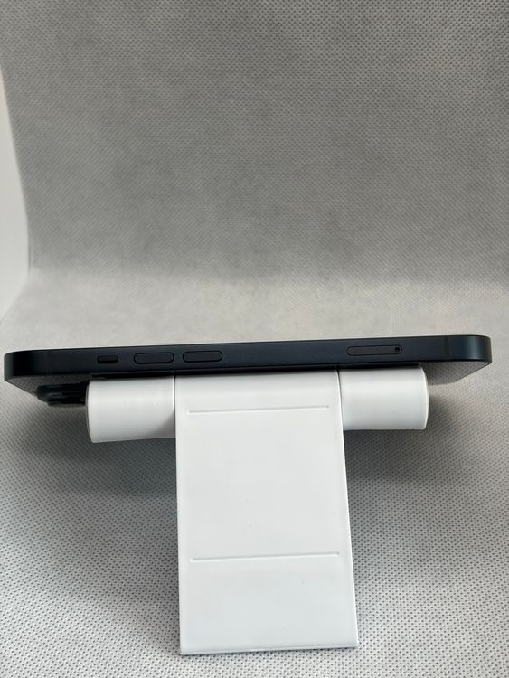 ������̤���� SIM�ե꡼ iPhone14 256GB �ߥåɥʥ���