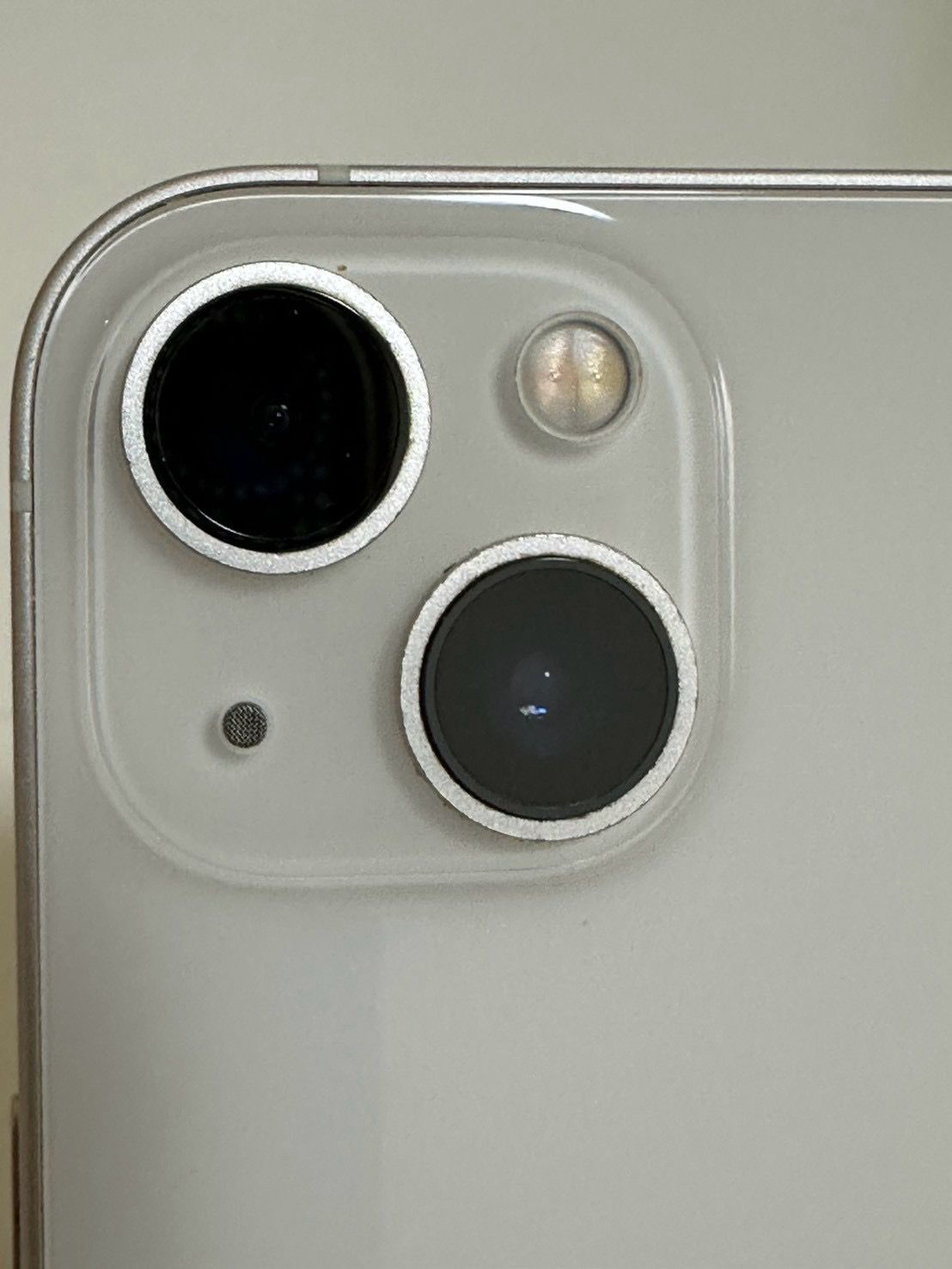 ムスビー｜○バッテリー82% SIMフリー iPhone13 128GB スターライト