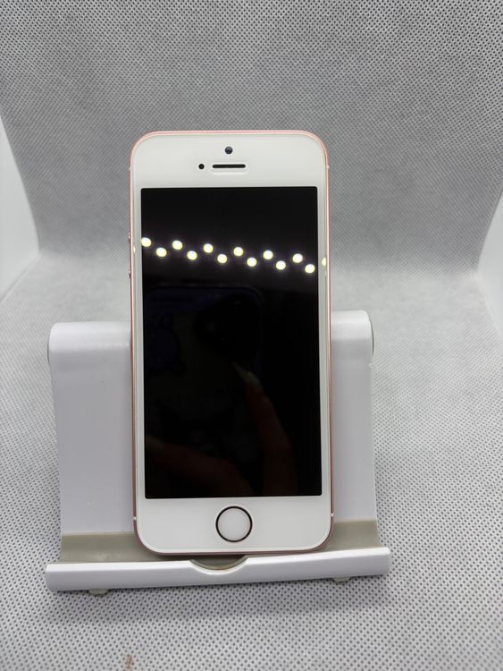 ���ϥԥͥ��ͥå� SIM�ե꡼iPhoneSE 64GB ������������ɡ�97%