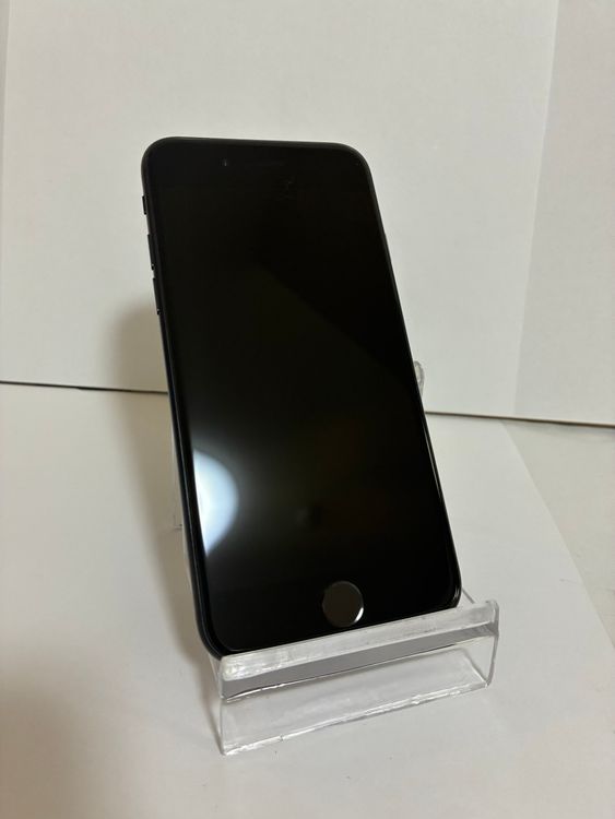 ������ iPhoneSE�裲���� 64GB �֥�å� ����̵��