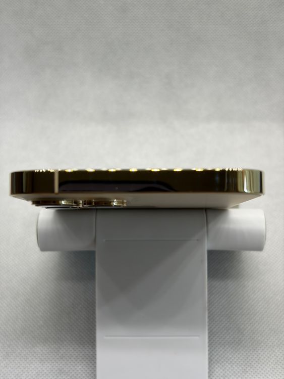 ���Хåƥ꡼85% SIM�ե꡼ iPhone12ProMax 256GB �������