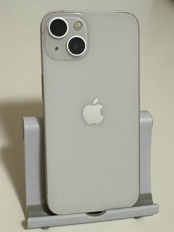 ���Хåƥ꡼81% SIM�ե꡼ iPhone13 128GB �������饤��