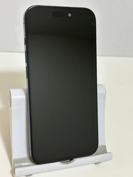 ���Хåƥ꡼84% SIM�ե꡼ iPhone15Pro 128GB �֥롼�����˥���