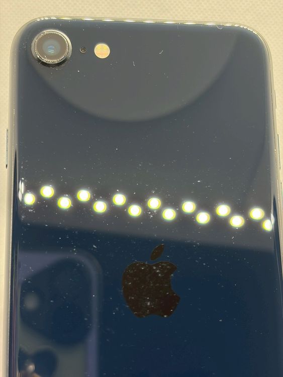 ���Хåƥ꡼87% SIM�ե꡼ iPhoneSE ��3���� 128GB �ߥåɥʥ���