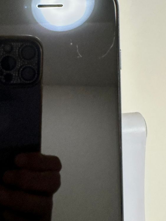 ���Хåƥ꡼100% SIM�ե꡼ iPhoneSE ��3���� 128GB �ߥåɥʥ���