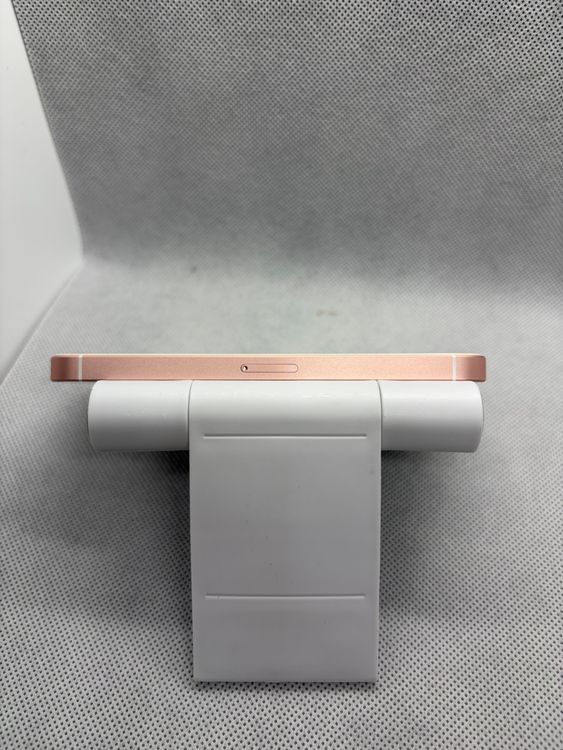 ���ϥԥͥ��ͥå� SIM�ե꡼iPhoneSE 64GB ������������ɡ�97%