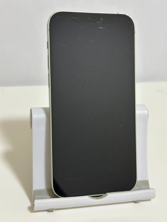 ���Хåƥ꡼80% SIM�ե꡼ iPhone12 128GB ���꡼��