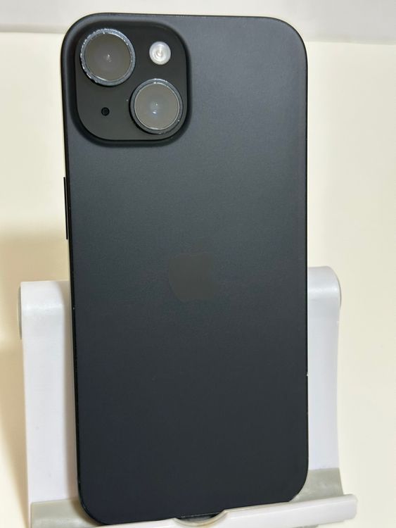 ���Хåƥ꡼94% SIM�ե꡼ iPhone15 128GB �֥�å�