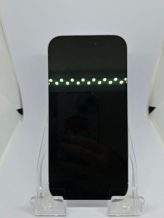 ��Ķ���� SIM�ե꡼ iPhone15  256GB �֥롼 �Хåƥ꡼82%