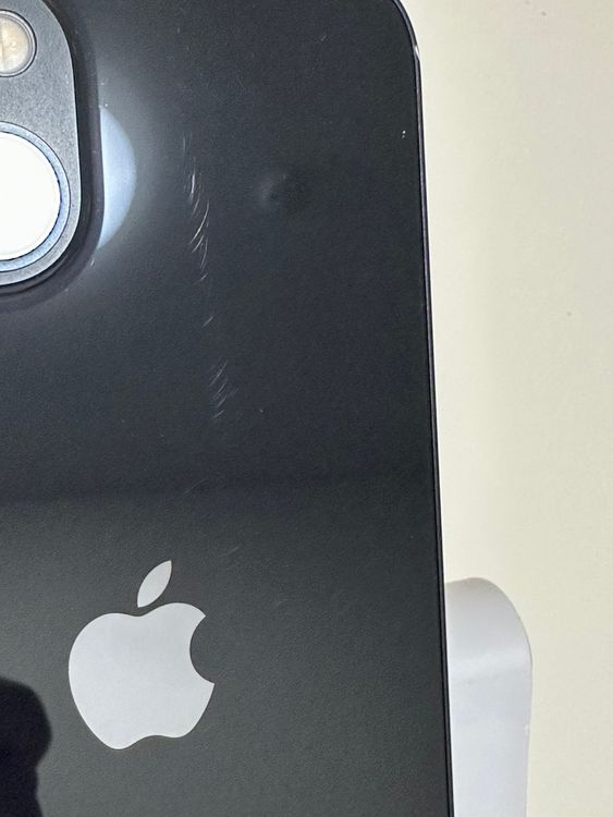 ���Хåƥ꡼82% SIM�ե꡼ iPhone13 128GB �ߥåɥʥ���