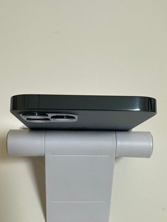 ��SIM�ե꡼ iPhone12Pro 128GB �ѥ��ե��å��֥롼